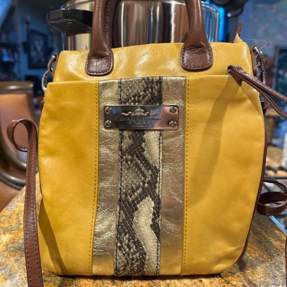 Brighton My Flat In London Leather Mustard Very Good Condition Crossbody